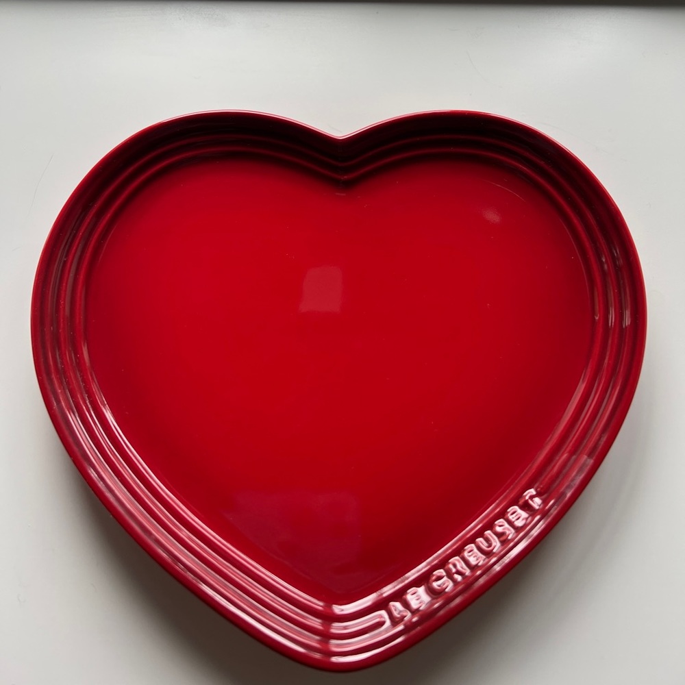 Le Creuset large heart plate with LC logo